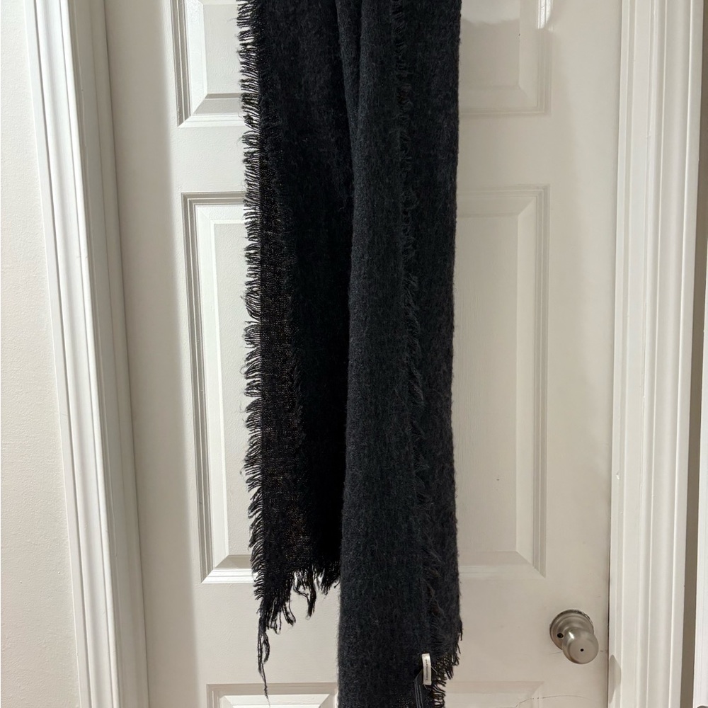 Charcoal gray blanket fringed Scarf